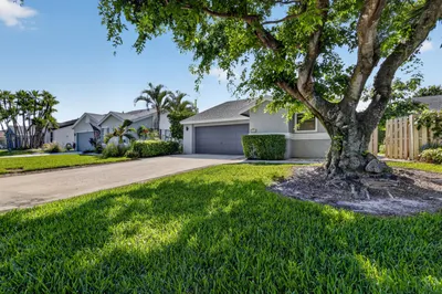 1055 NW 18th Avenue 1