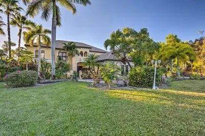 6425 Royal Palm Beach Boulevard 1
