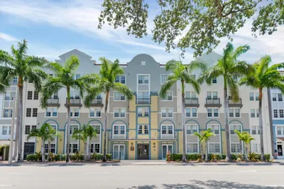 533 NE 3rd Avenue #512 1