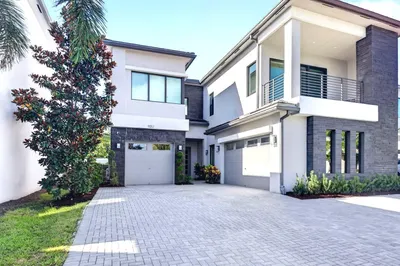 9012 Dulcetto Court 1