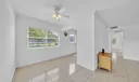 169 Suffolk E Photo