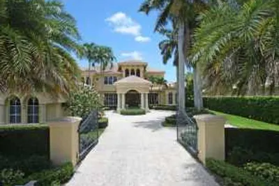 214 Grand Pointe Drive 1
