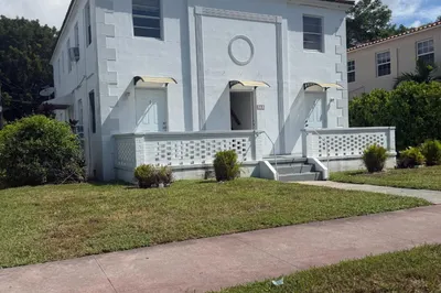 23 Sidonia Avenue #3 1