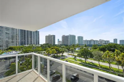 3675 N Country Club Dr #604 1