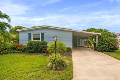 366 NE Jade Circle 1