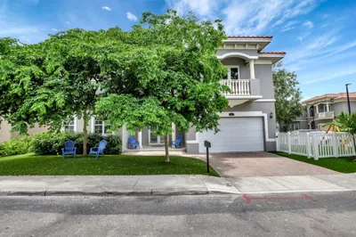 3564 Forest View Circle