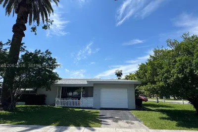 91 Fronton Blvd 1