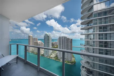 300 S Biscayne Blvd #T-3406 1