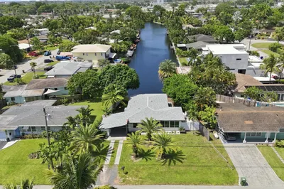 35 NE 29th Street 1