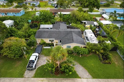 27925 SW 163rd Ave 1