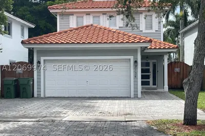 3134 NE 3rd Dr 1