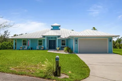 1196 NE Oceanview Circle 1