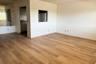 100 VILLAGE GREEN Circle E #314 1