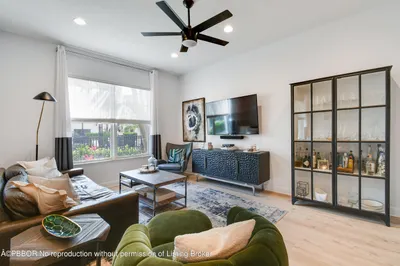 3662 Voaro Way #17 1