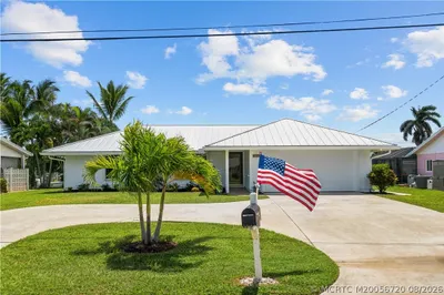 1364 SW Egret Way 1