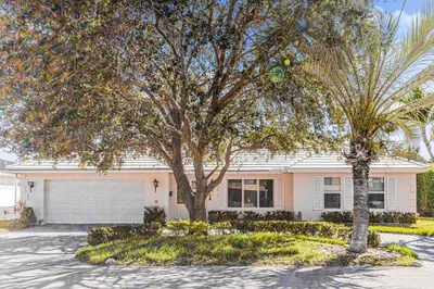 2810 NE 60th Street 1