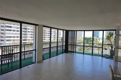 2017 S Ocean Dr #501 1