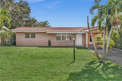8250 NW 11th Ct 0 1