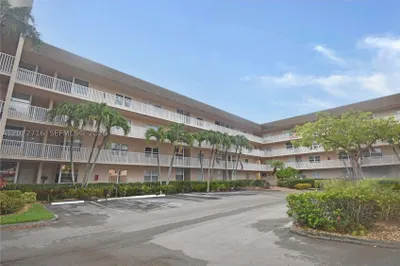 10414 NW 24th Pl #405 1