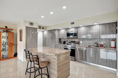 1301 NE 7th Street #318 1