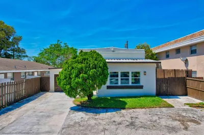 1313 N Federal Highway 1