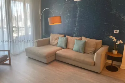 2602 E Hallandale Beach Blvd #R2404 1