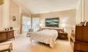 91 Fairview W Photo