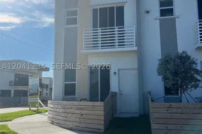 24600 SW 129th Ave #3 1