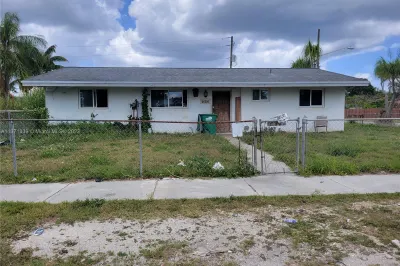 16505 SW 292nd Ter 1
