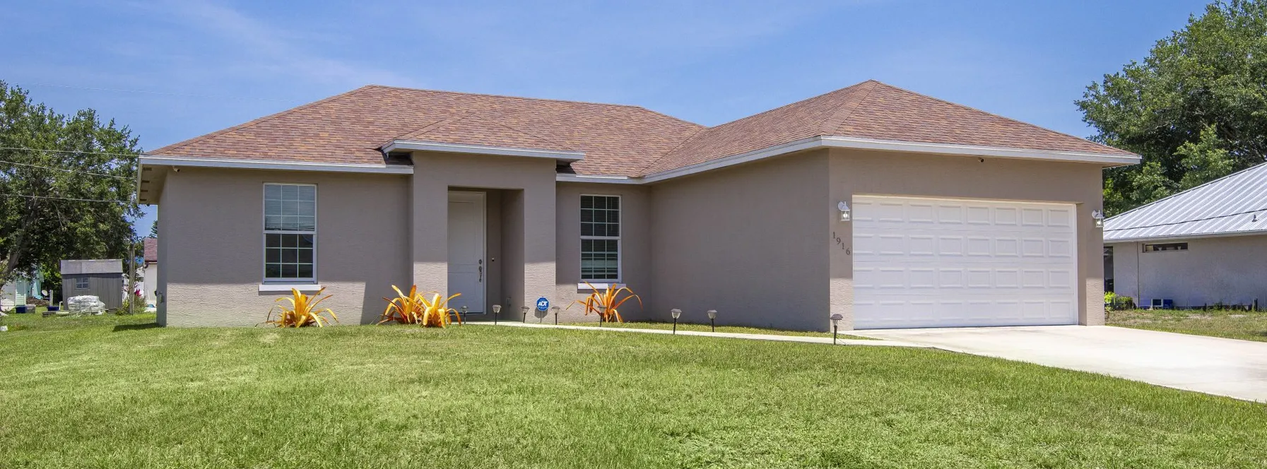 Just Listed | 1916 19th Avenue Sw