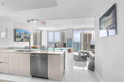 2600 E Hallandale Beach Boulevard #T3202 1