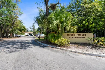 2054 NW 43RD Terrace #4 1