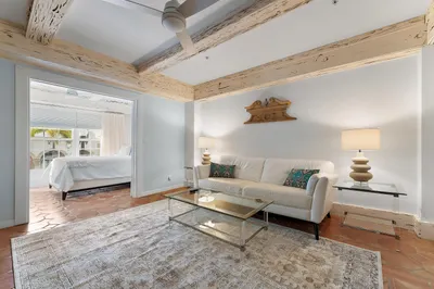 235 Sunrise Avenue #1109 1