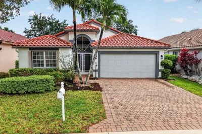 5256 Glenville Drive 1