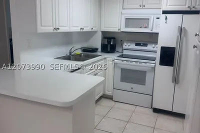 1913 S Ocean Dr #422 1