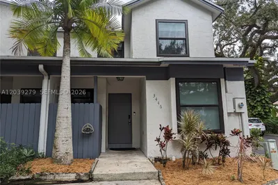 3446 Oak Dr 1