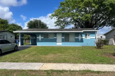 3571 NW 7th Ct 1