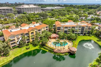 800 Uno Lago Drive #105 1