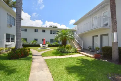 624 Antioch Ave #4 1