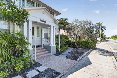 311 N FEDERAL #9 1