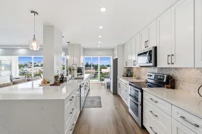 3050 NE 47TH Court #203 1