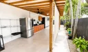 621 E 52nd St #W Photo