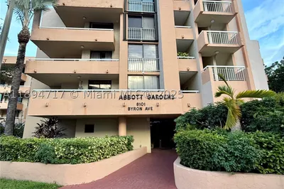 8101 Byron Ave #305 1