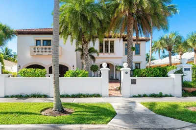 25 Harbor Drive 1