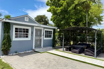 2440 NW 57th St 1