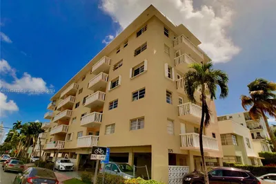 1575 Euclid Ave #503 1