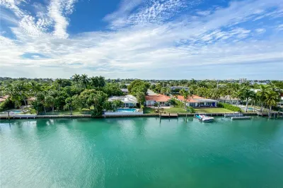 9800 W Bay Harbor Dr #602 1