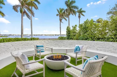 2745 S Flagler Drive 1