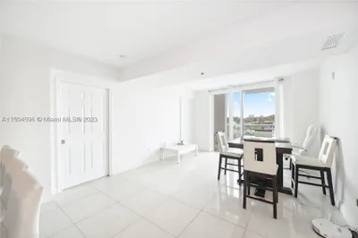 6362 Collins Ave #510 1