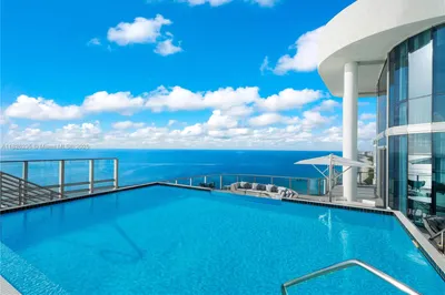 17475 Collins Ave #PH3201 1